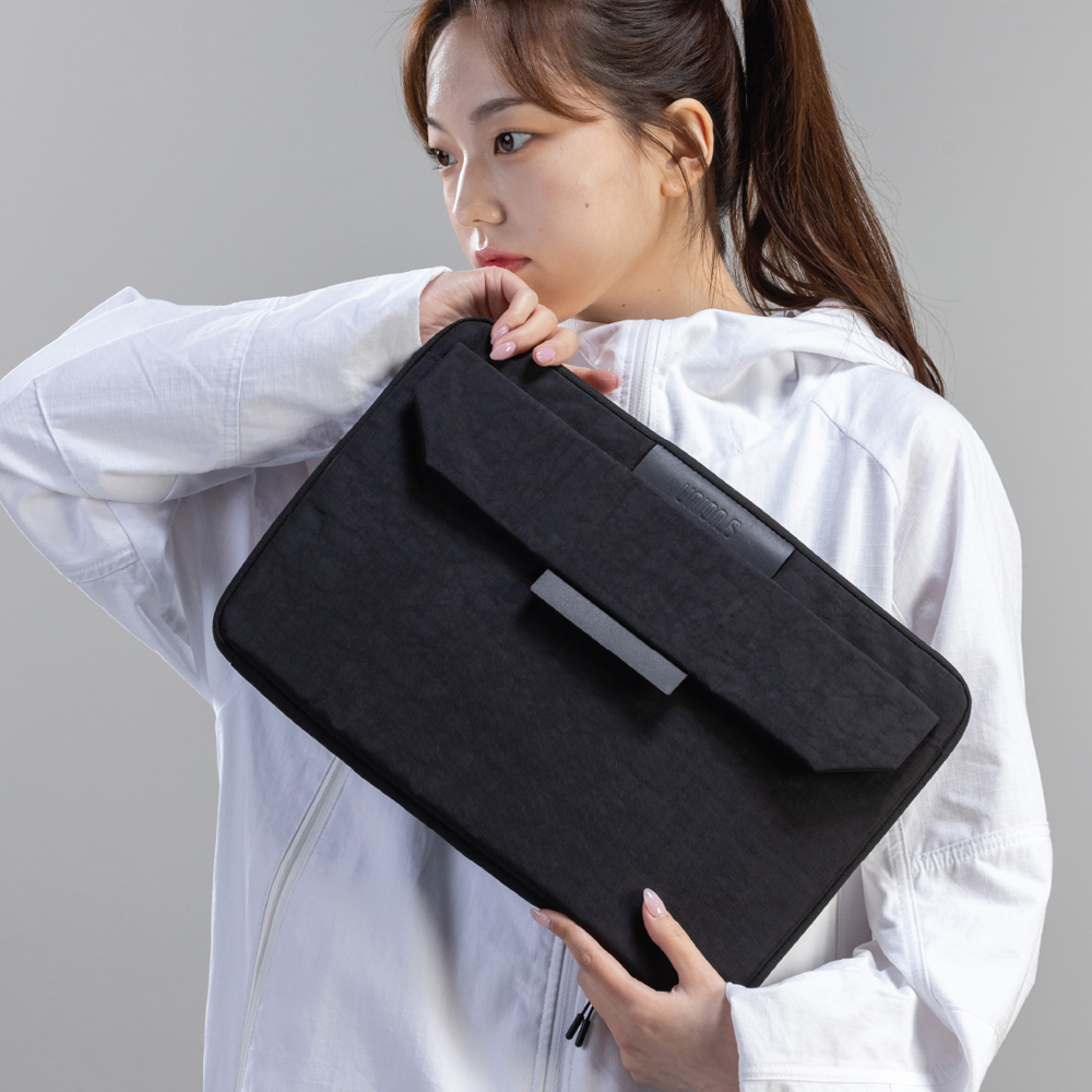유니온6 클러치백 블랙 대형 노트북수납 손가방 파우치 경량 방수 - 상품 이미지