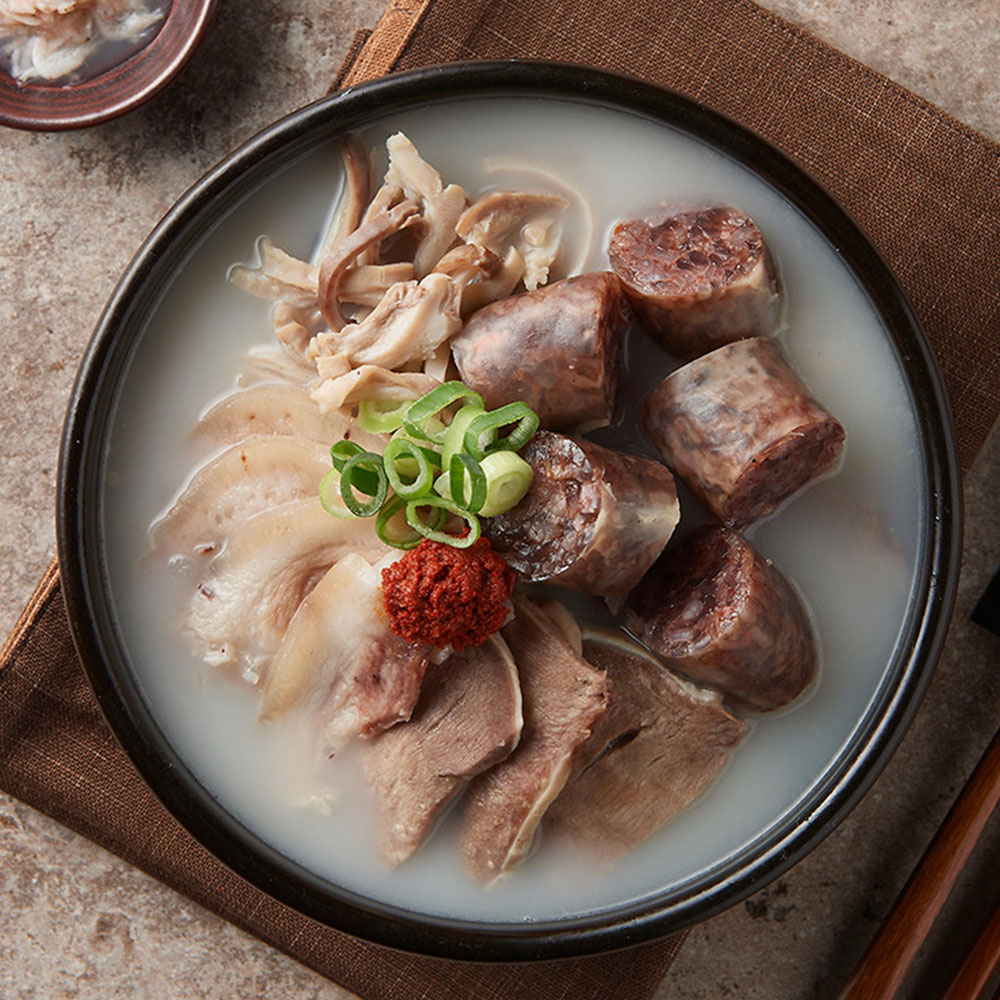 46년 전통 인천 신포순대 가마솥 순대국밥 돼지국밥 600g 2팩 캠핑 밀키트 - 상세 이미지 3