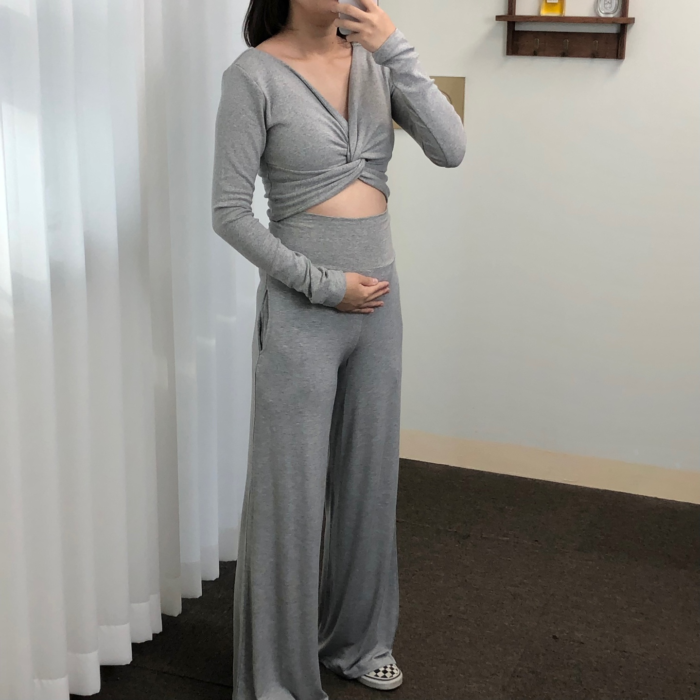 [스판굿 국내제작✨] 만삭사진 꼬임 크롭티 만삭촬영 주수사진 요가복 코튼 스판 심플 임산부 임부복 만삭티셔츠 상세 이미지 17