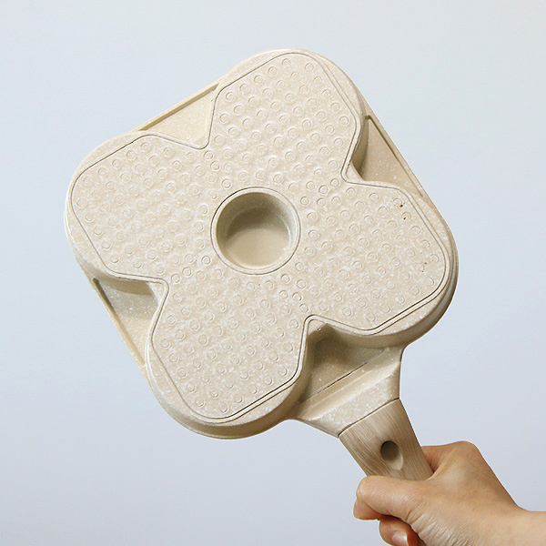 아리스타 에그팬 원형 인덕션프라이팬 핫케익팬 35.7cm, 4구 베이지 - 상세 이미지 3