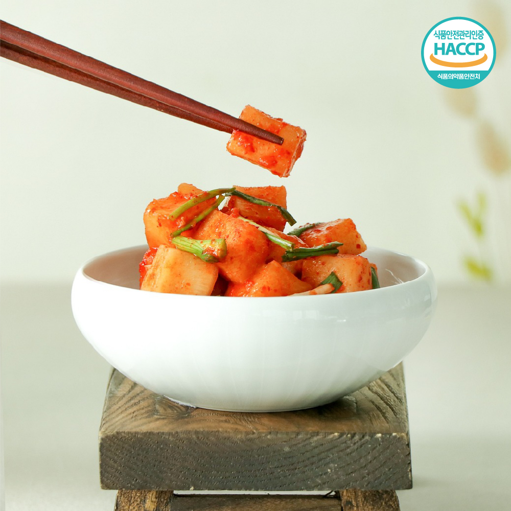 식당업소용 국내산무로 만든 깍두기 김치10kg 설렁탕 갈비탕 감자탕 업소용 대용량 깍두기 - 상세 이미지 2
