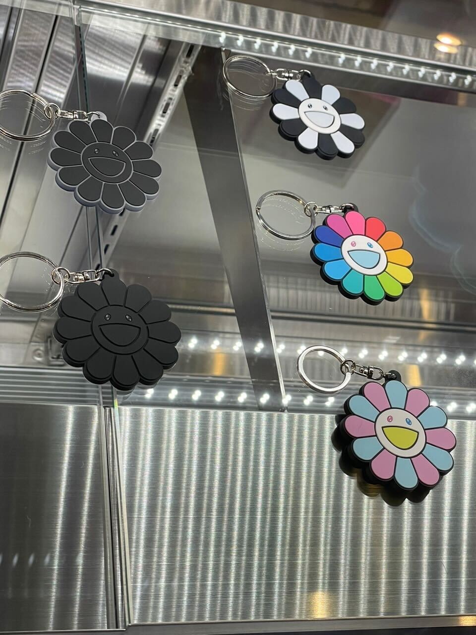 카이카이키키 플라워 러버 키링 Kaikai Kiki Flower Rubber Keyring - 상세 이미지 3
