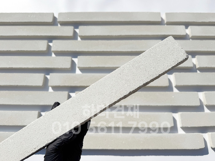 케이 모노타일 국내생산 490x53x19T 화이트 / 하다건재 와이드 롱브릭타일