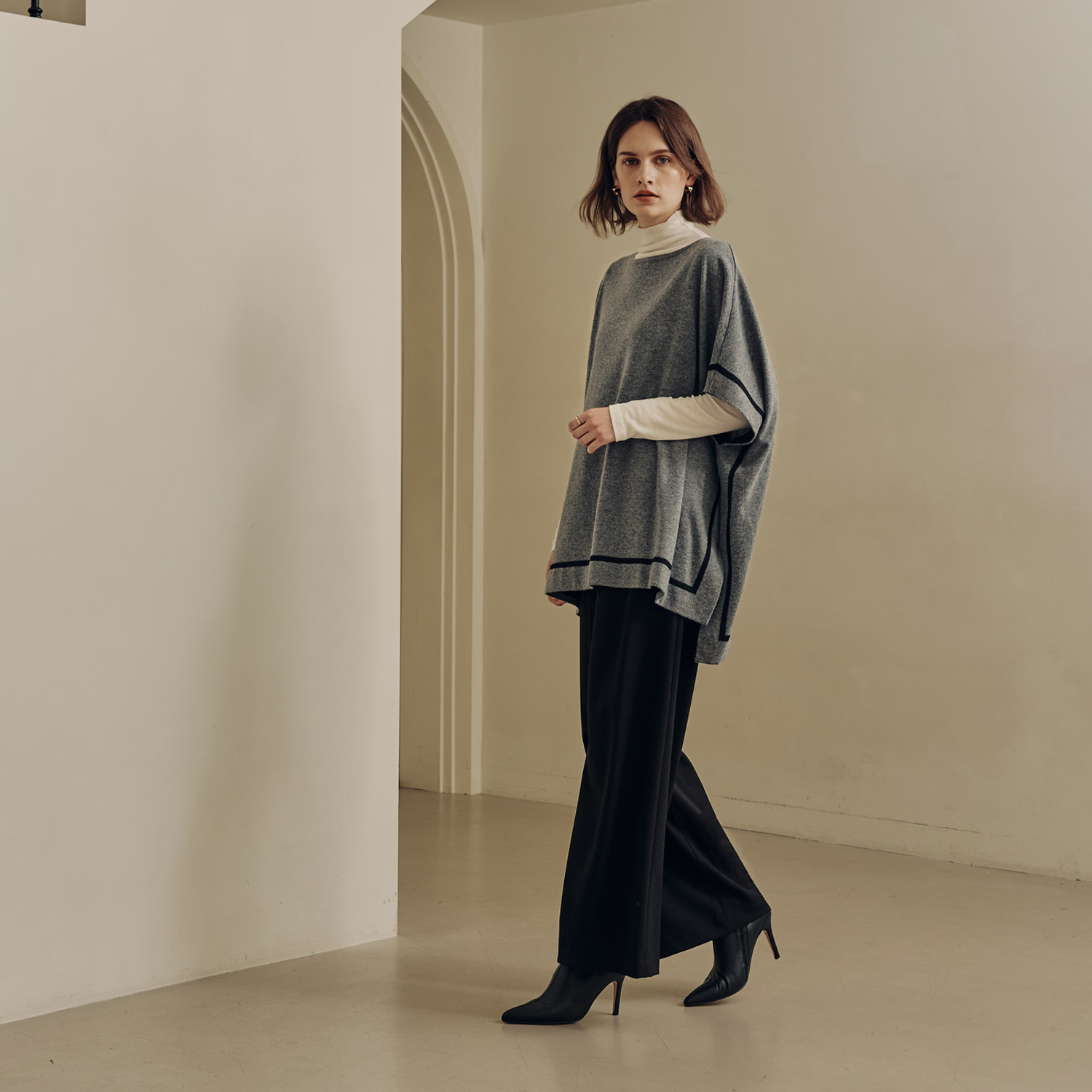 [제로스트릿] 르제로 캐시미어 니트 케이프 LeZERO CASHMERE KNIT CAPE / GRAY - 상세 이미지 2