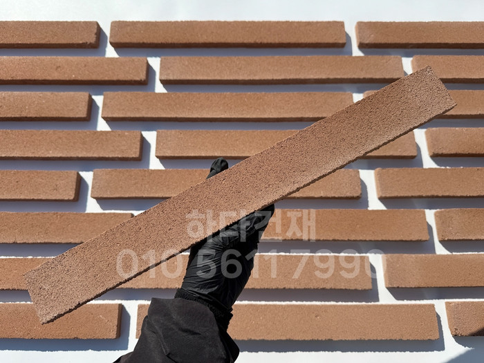 케이 모노타일 국내생산 490x53x19T 카라멜브라운 / 하다건재 와이드 롱브릭타일