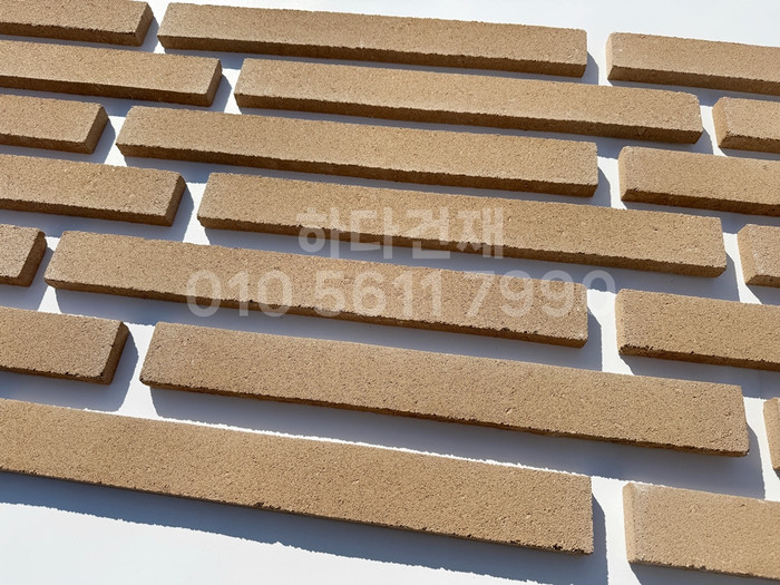 케이 모노타일 국내생산 490x53x19T 베이지 / 하다건재 와이드 롱브릭타일