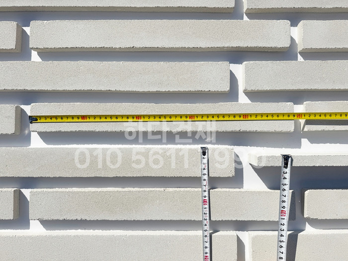 케이 모노타일 국내생산 490x53x19T 화이트 / 하다건재 와이드 롱브릭타일