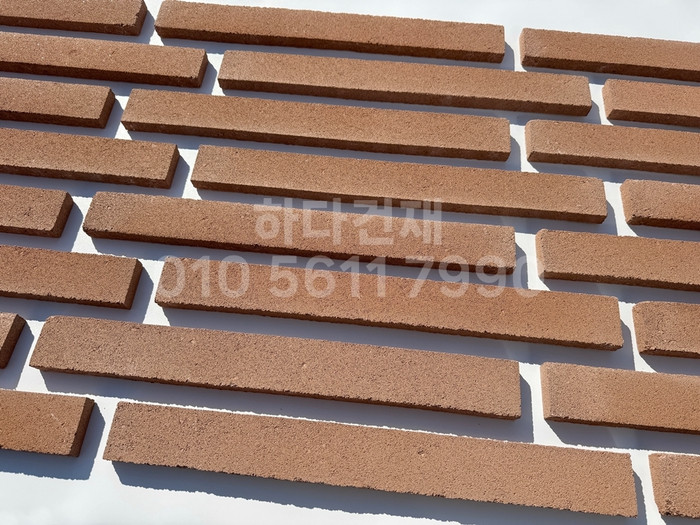 케이 모노타일 국내생산 490x53x19T 카라멜브라운 / 하다건재 와이드 롱브릭타일