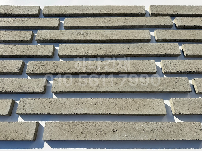 케이 모노타일 국내생산 490x53x19T 시멘트그레이 / 하다건재 와이드 롱브릭타일