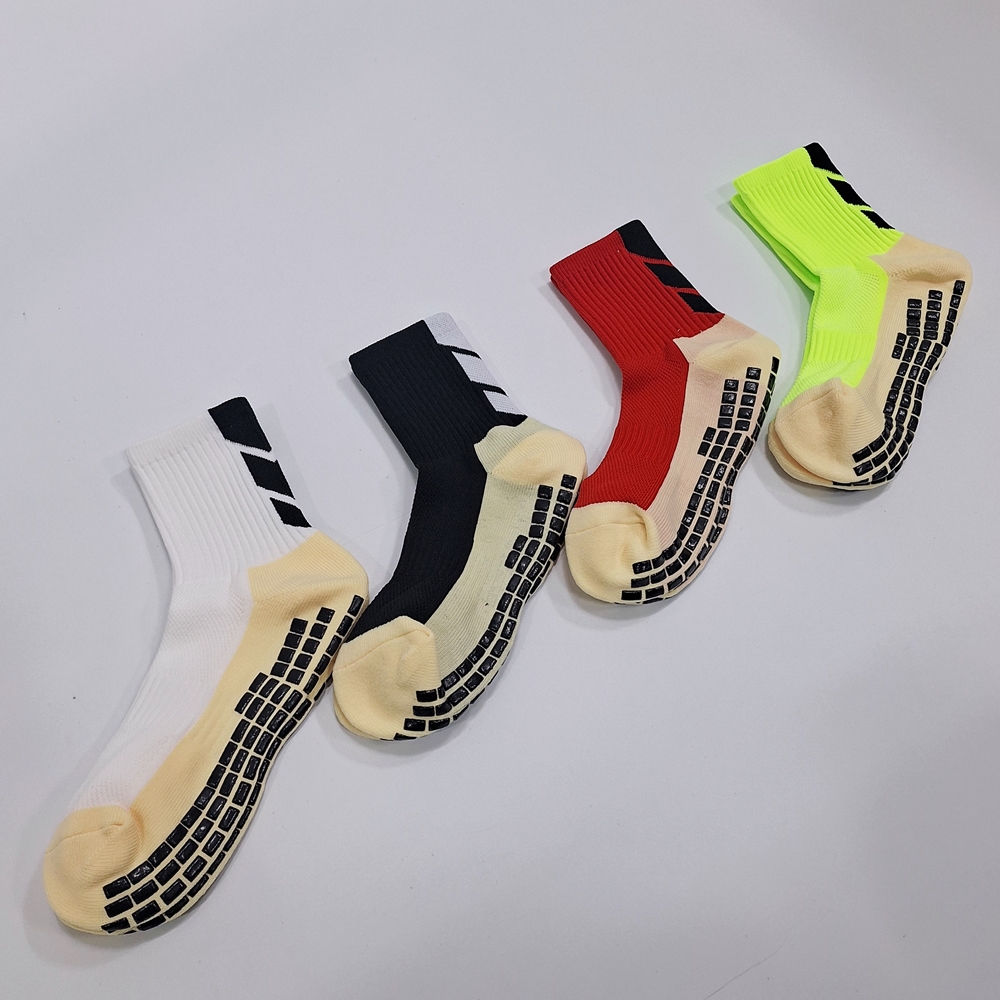 맨사템 논슬립 하프삭스 축구 풋살 운동 중목 양말 MFS-B001
