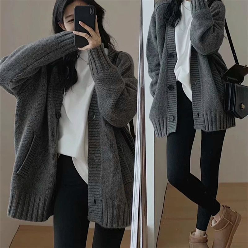 멋퀸 오버핏 그레이 블랙 하프기장 가디건 - 메인 이미지