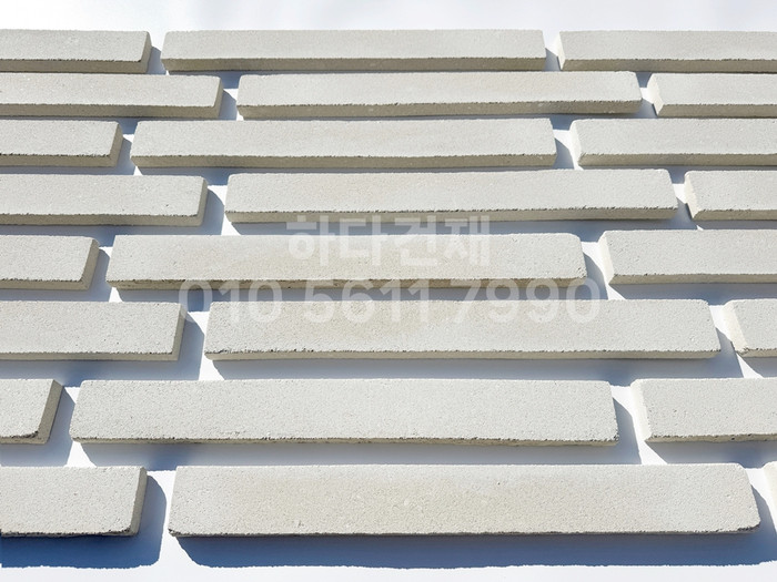 케이 모노타일 국내생산 490x53x19T 화이트 / 하다건재 와이드 롱브릭타일