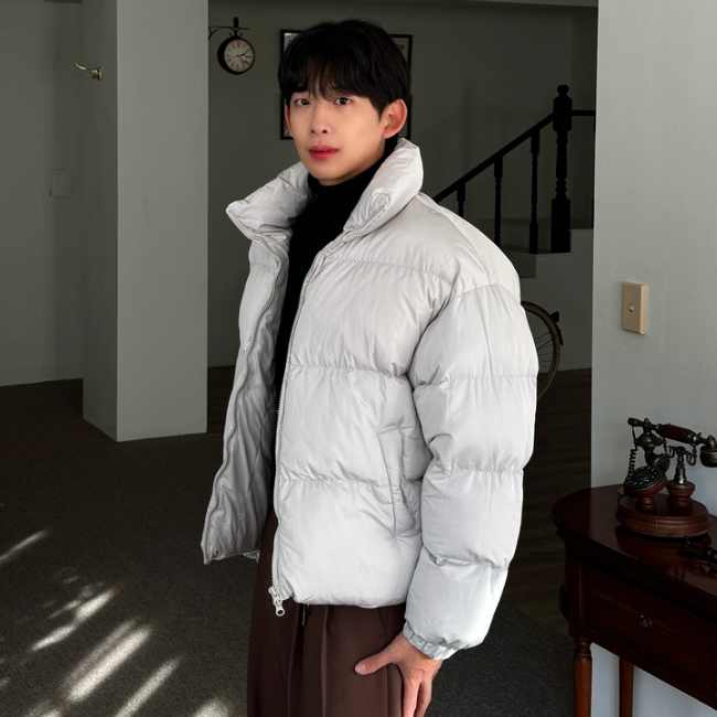 남자 트키 오버핏 웰론 하이넥 크롭 숏 패딩 점퍼 - 상세 이미지 3