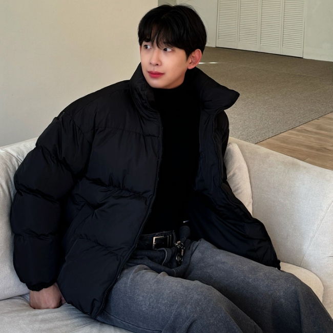 남자 트키 오버핏 웰론 하이넥 크롭 숏 패딩 점퍼 이미지 8