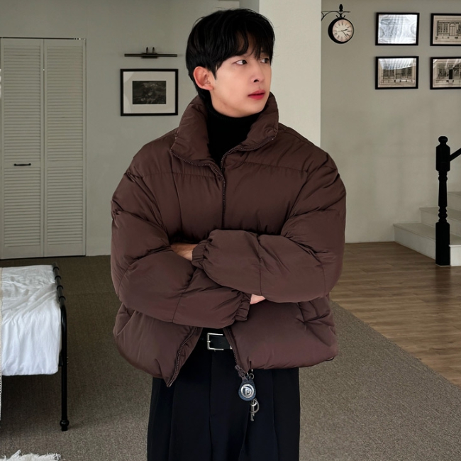 남자 트키 오버핏 웰론 하이넥 크롭 숏 패딩 점퍼 - 상세 이미지 4