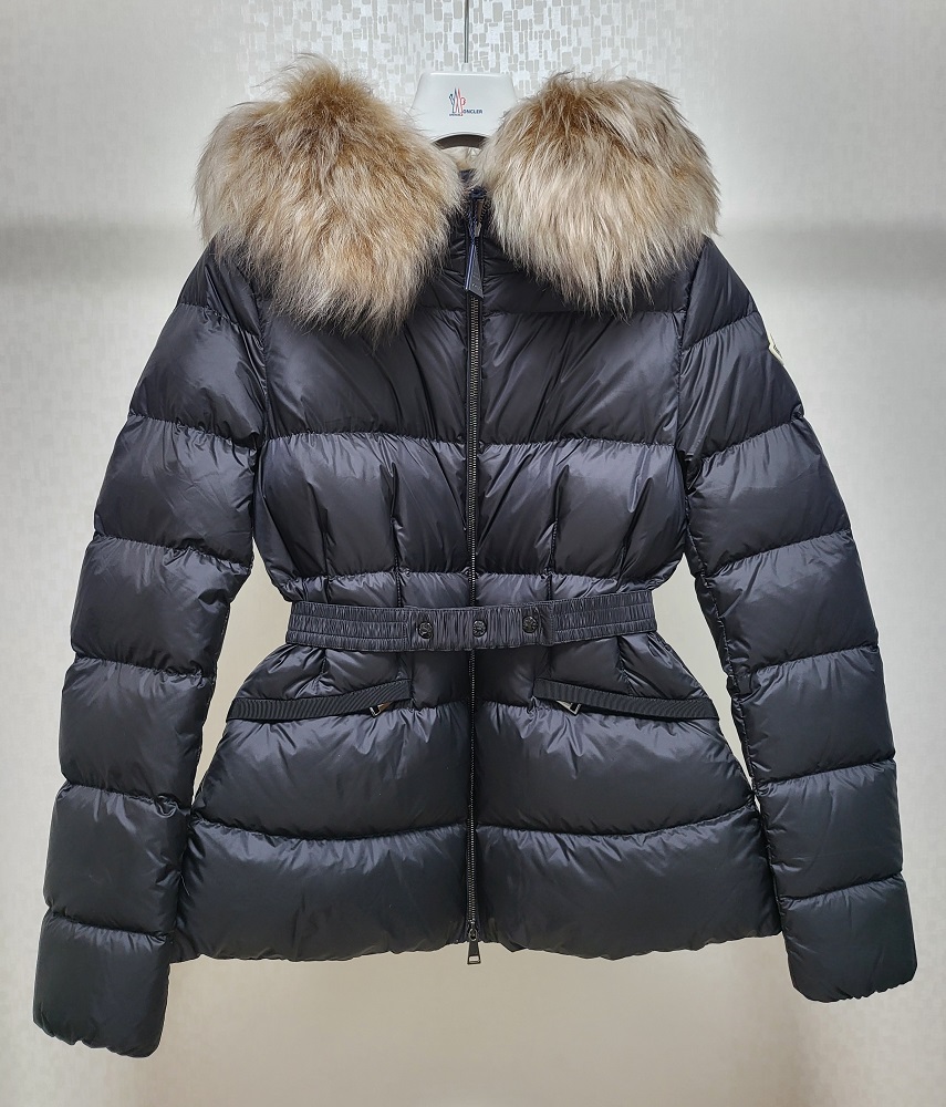 [퍼선별보장]25FW 몽클레어 보에드 후드 시어링 트리밍 쇼트 다운 자켓