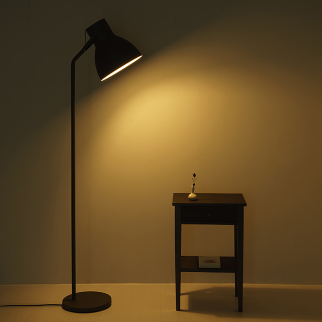 BUTLER 장스탠드 E26 KS2020F 블랙 + E26 LED 스마트전구 9W 컬러 세트 이미지 7