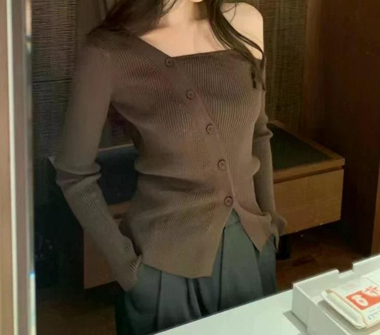 무료반품 여성 우아한 오프 숄더 슬리밍 긴 소매 니트 탑 비스듬한 칼라 디자인 풀오버 우유 - 상세 이미지 2