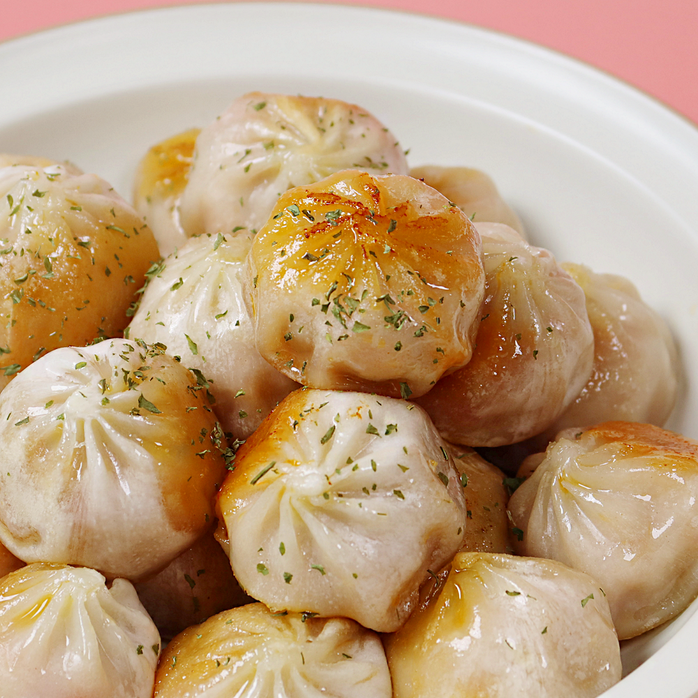 제육만두 군만두 찐만두 대용량 매콤 만두 1kg