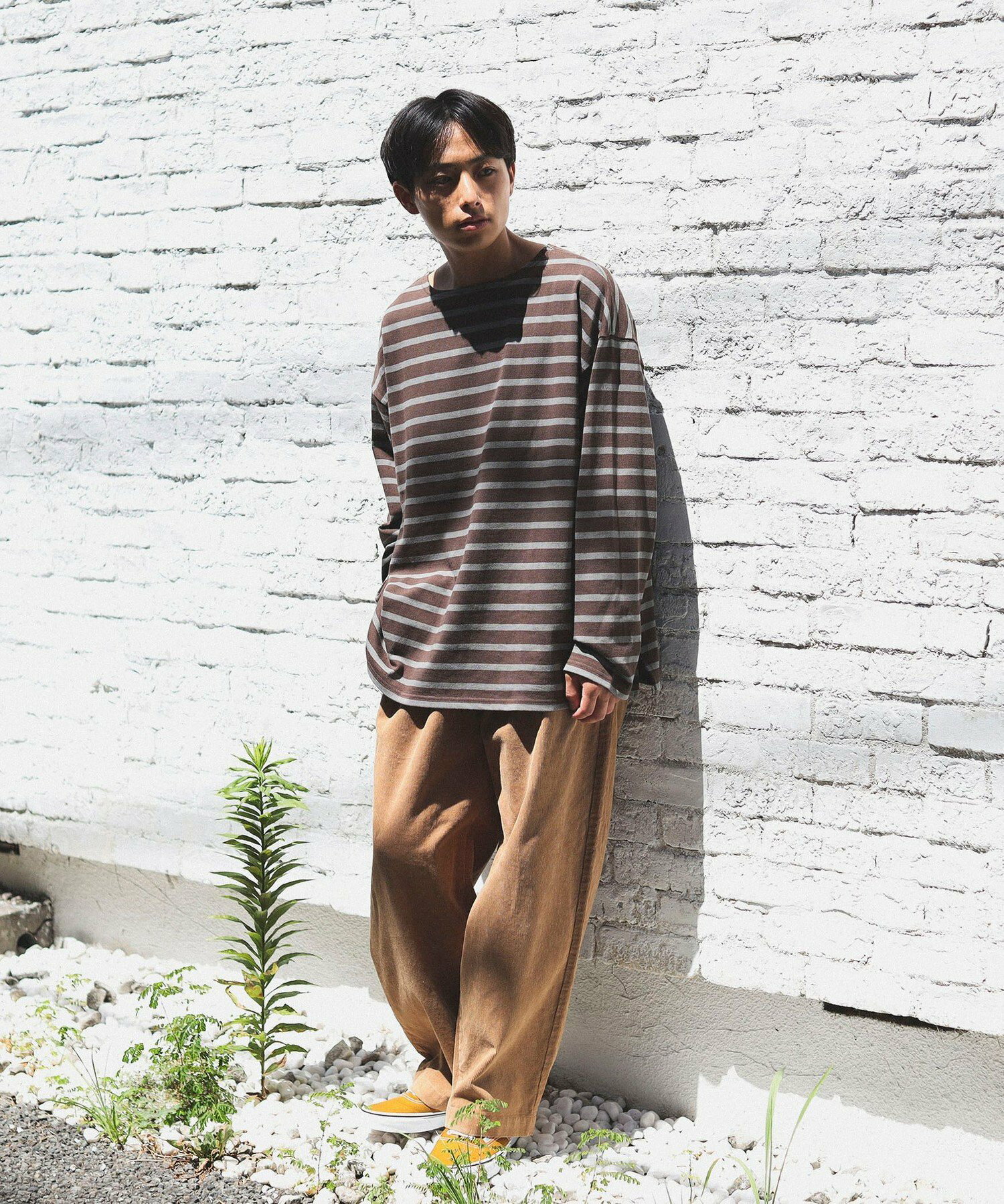 빔즈 BMING by BEAMS 드롭 숄더 보트넥 스트라이프 티셔츠 브라운 - 상세 이미지 2