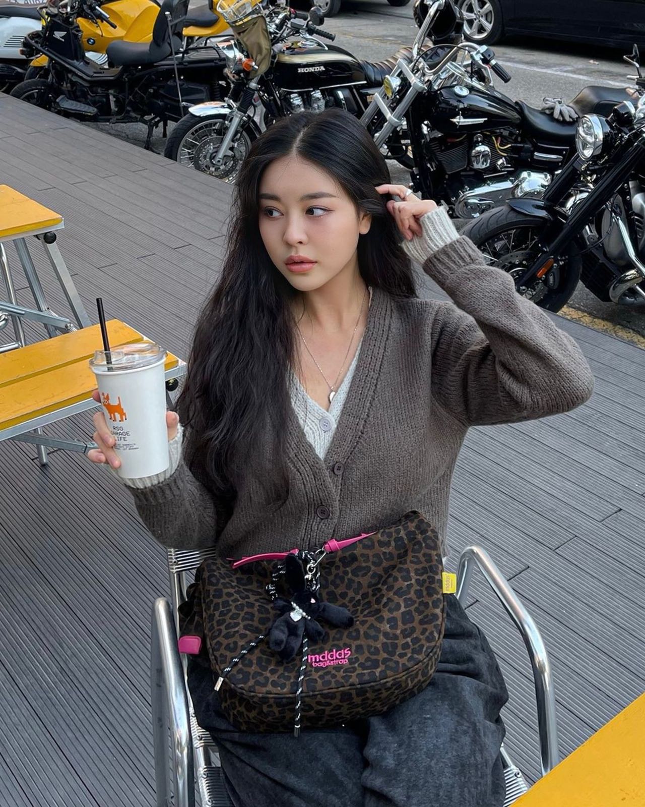 호피 여행용 반달 크로스백 가벼운 핸드폰 유럽여행가방 슬링백 보부상 크로스 캔버스 미니백