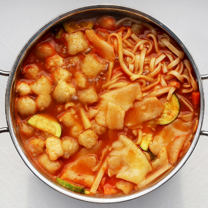 대용량 7인분 진짜 강원도 감자옹심이 1050g 1팩+비법소스 외 / 감자칼국수 감자수제비