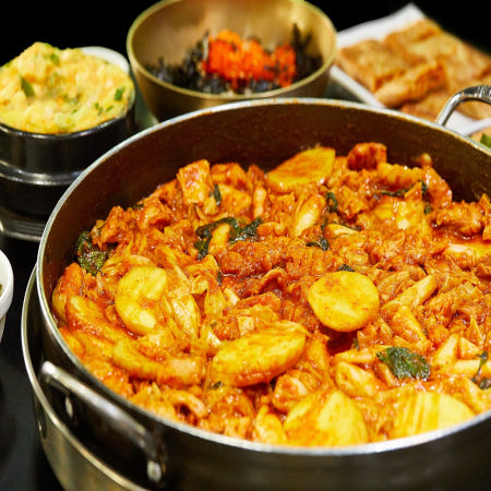 [오근내 닭갈비] 2인분 용산 맛집 (오근내) 철판 닭갈비 밀키트 택배 홈파티 캠핑요리