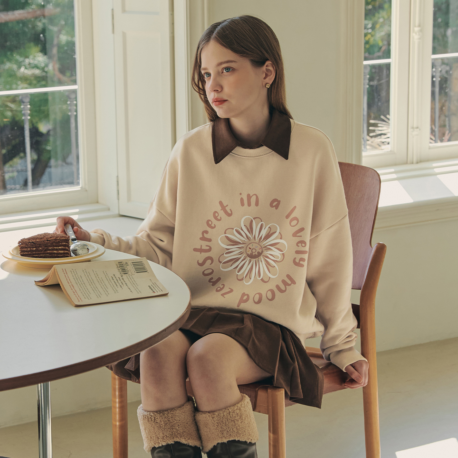 [제로스트릿][4컬러] [기모] 플라워 도넛 맨투맨 [FLEECE] FLOWER DONUT MTM