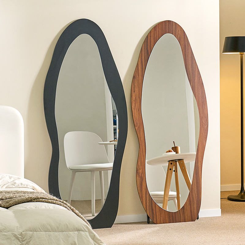 e스마트 로아커 인테리어 거울 비정형 전신거울