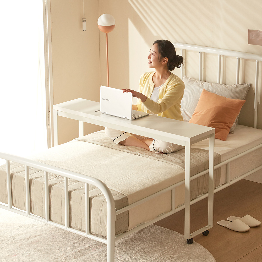 [웰퍼니쳐] 아미 슈퍼싱글 침대 책상 협탁 보조 간이 이동식 베드 테이블