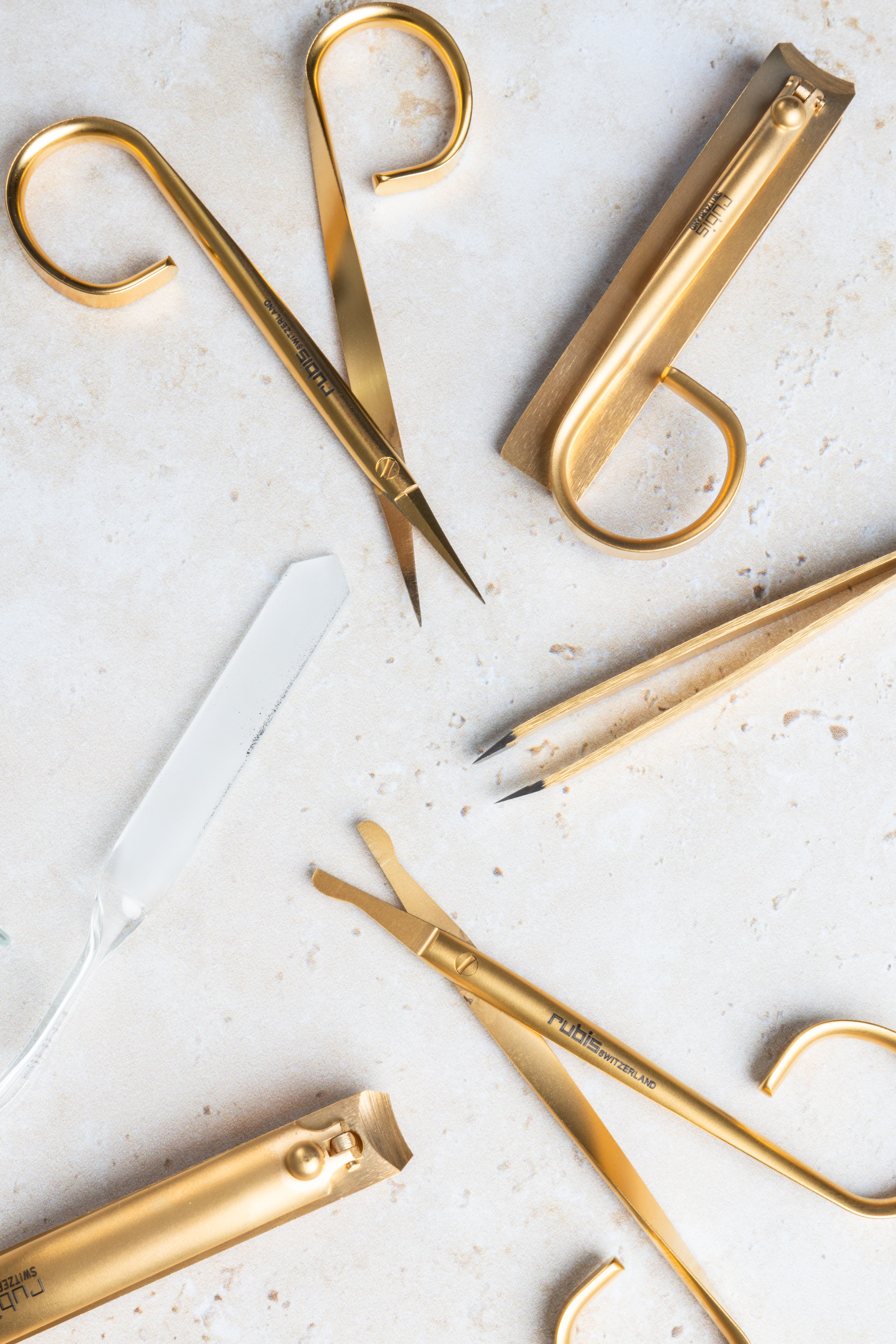 루비스 PRESTIGE SELF-CARE 4PCS GOLD SET - 상세 이미지 2