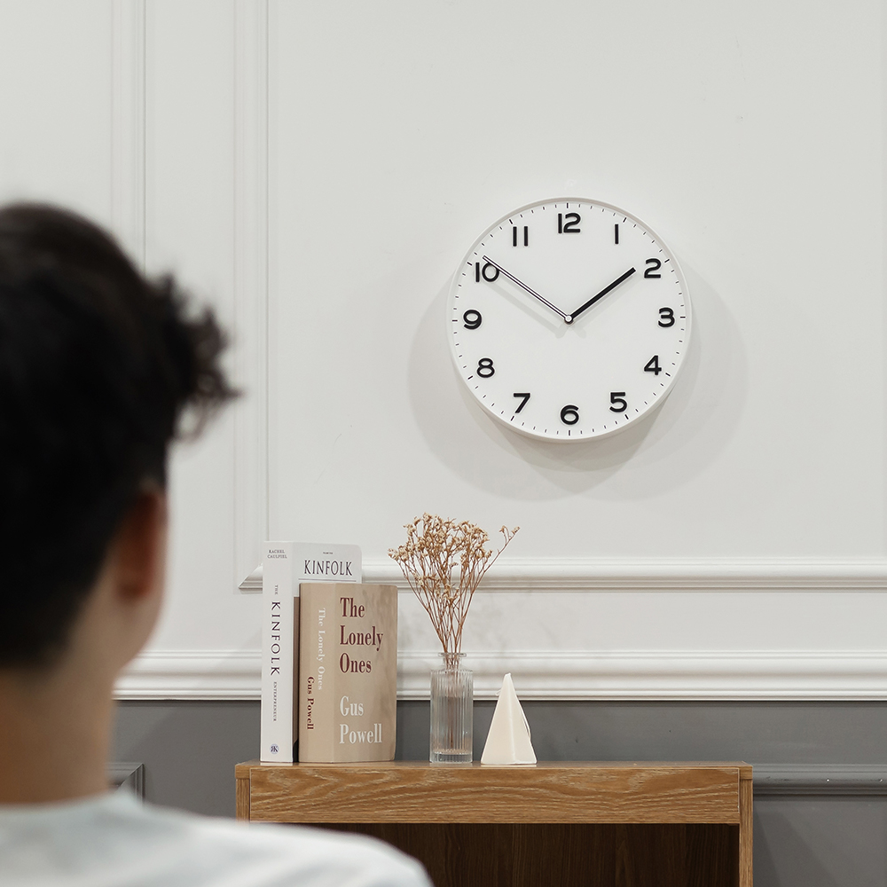 국산 플라이토 무소음 인테리어 벽시계 디자인 모던 거실 벽걸이시계 선물 볼드라인 30cm - 상세 이미지 5