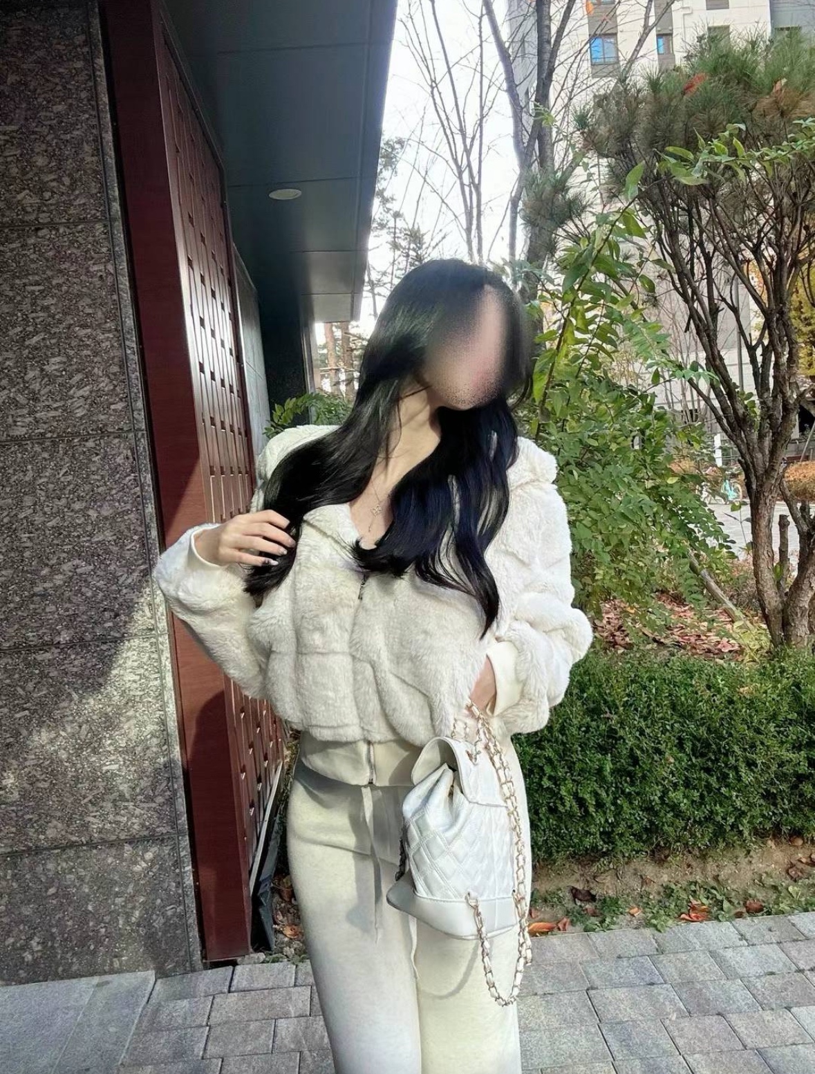 리안 밍크 크롭 퍼 후드집업 : 림메이블