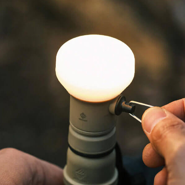 네스트아웃 램프 캠핑 LED 랜턴 보조배터리 전용 경량 조명 방수