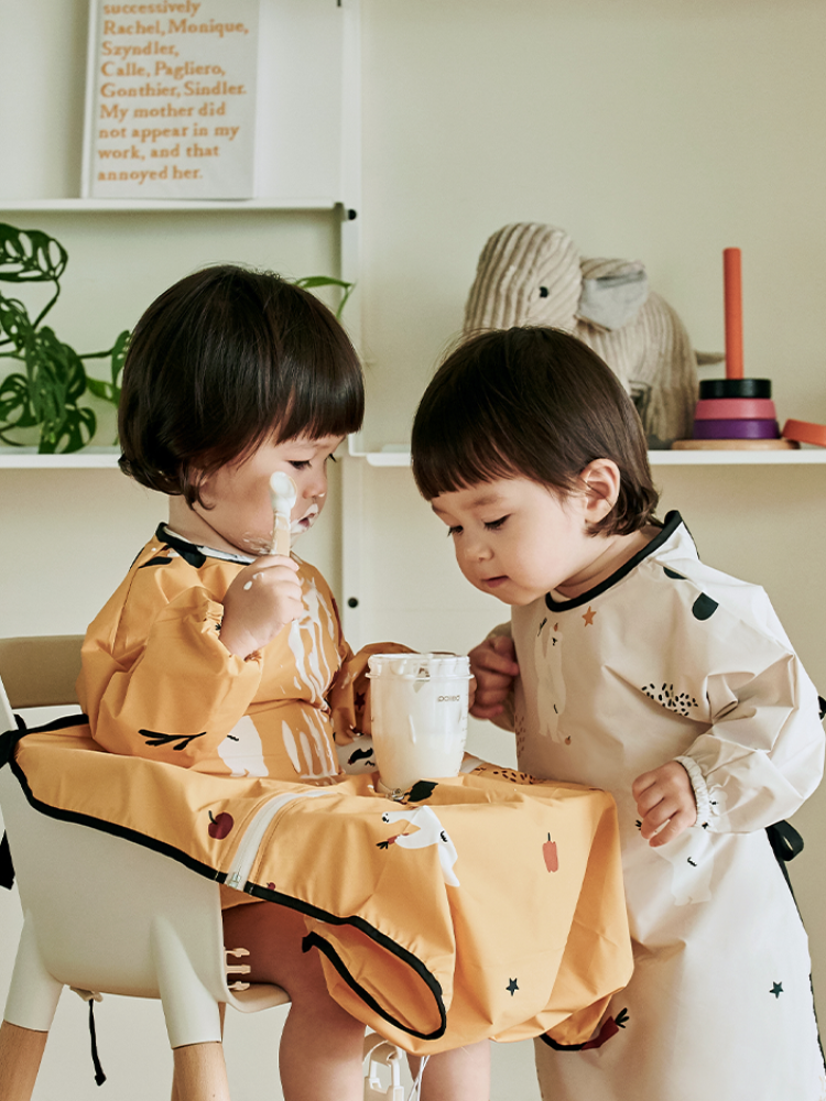 폴레드 키드키친 식탁일체형 턱받이 방수 이유식 미술 가운 앞치마