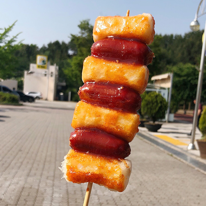 Sausage Rice Cake Skewer