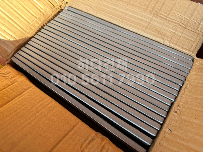 세라믹 고벽돌타일 300x50x9.2T 빈티지레드, 심플레드, 빈티지그레이, 심플그레이 / 하다건재 세라믹타일