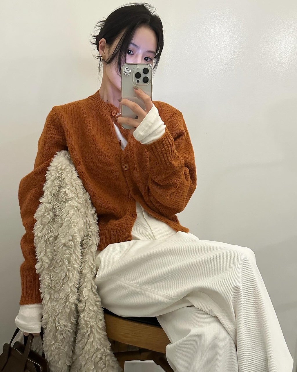 팔디 여성 겨울 레이어드 이너 울 크롭 노카리 가디건 - 상품 이미지