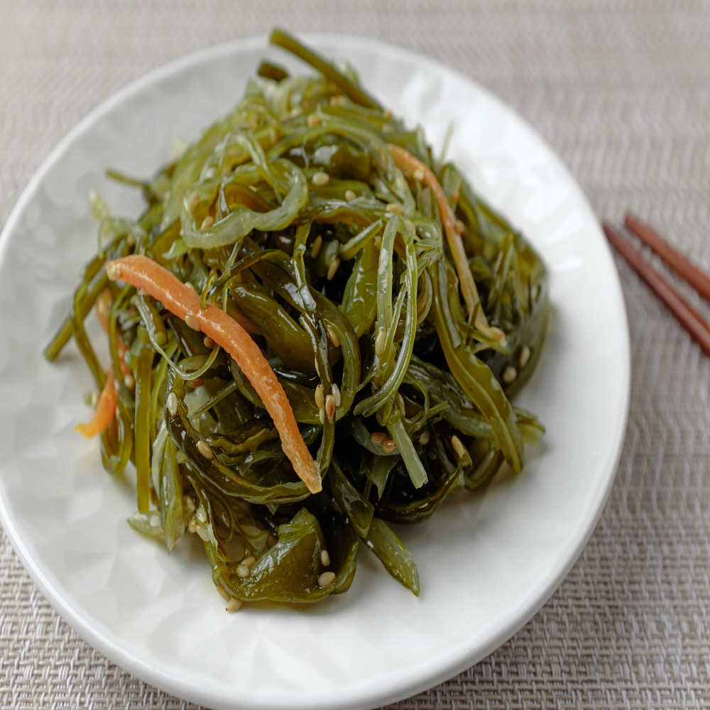 일주일반찬 대용량 국내산 미역줄기볶음 450g 가정식 수제 나물 반찬 - 메인 이미지