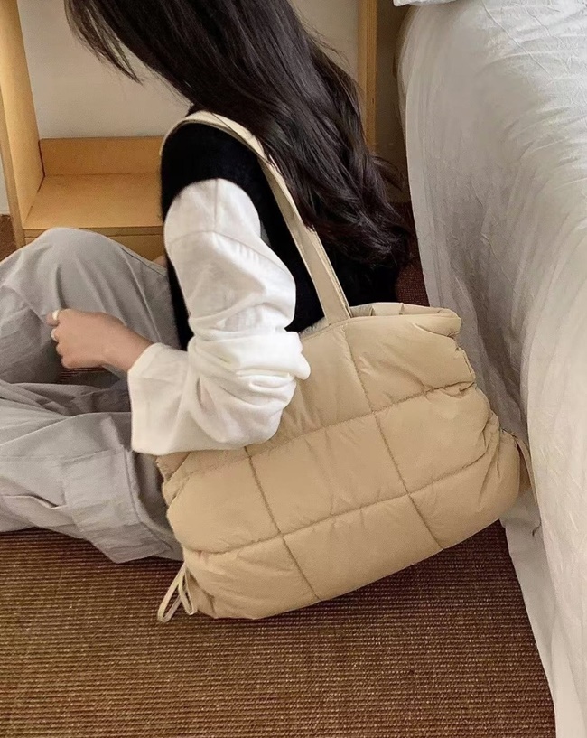 여성 나일론 경량 가벼운 패딩 빅 스퀘어 쇼퍼 숄더백 캐쥬얼 운동가방 - 상세 이미지 3