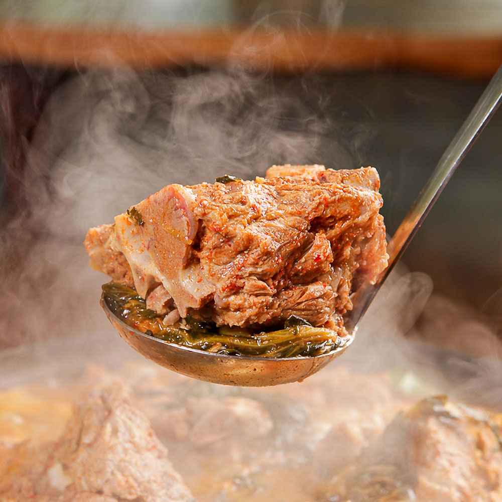 돼지목뼈 3kg 감자탕뼈 뼈해장국 등뼈 찜 렝셉 뼈구이 이미지 2