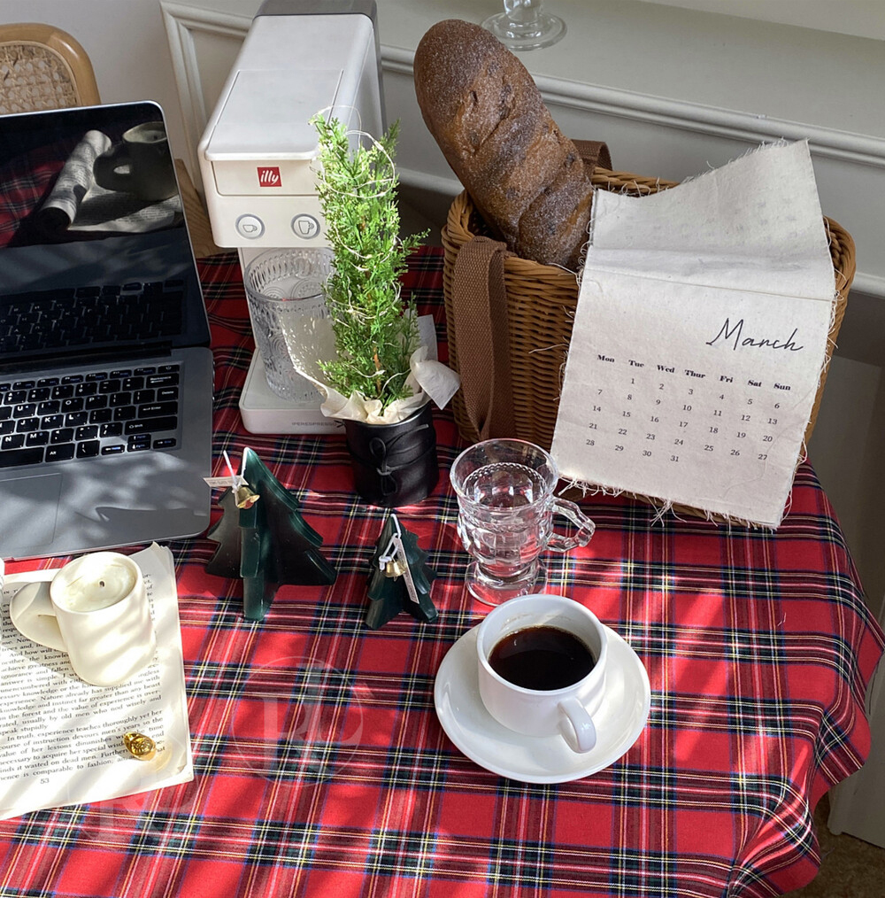 레드 스트라이프 크리스마스 파티 테이블보 식탁보 방수 식탁커버 캠핑 2인 4인 6인