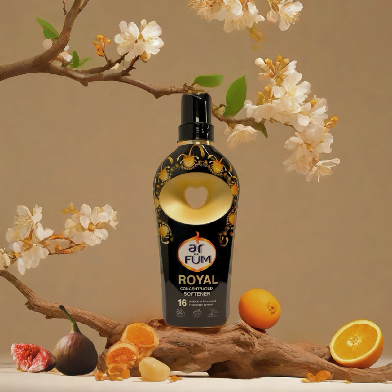 아로퓸 느와르 시크릿 가든 섬유유연제 로얄 900ml