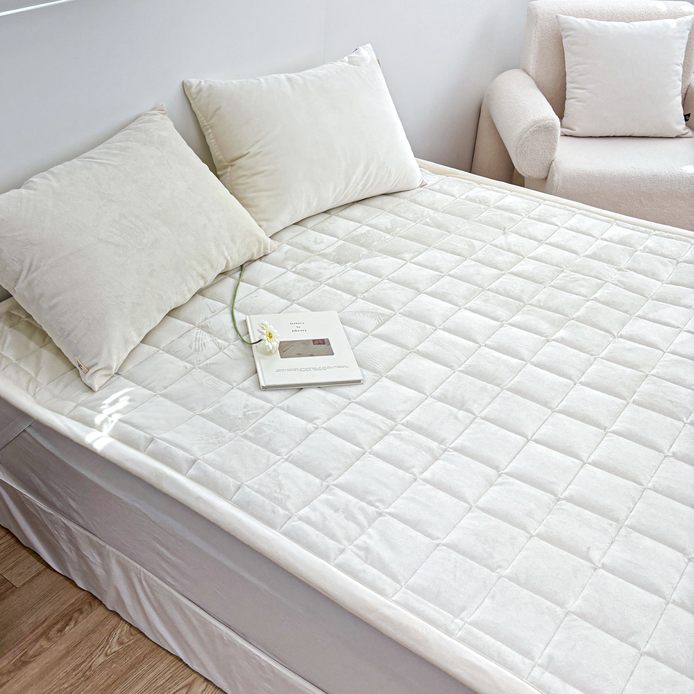 포근한 윈터테일 겨울 밍크 극세사 고정밴딩 침대패드 베어 아이보리, SS(슈퍼싱글)