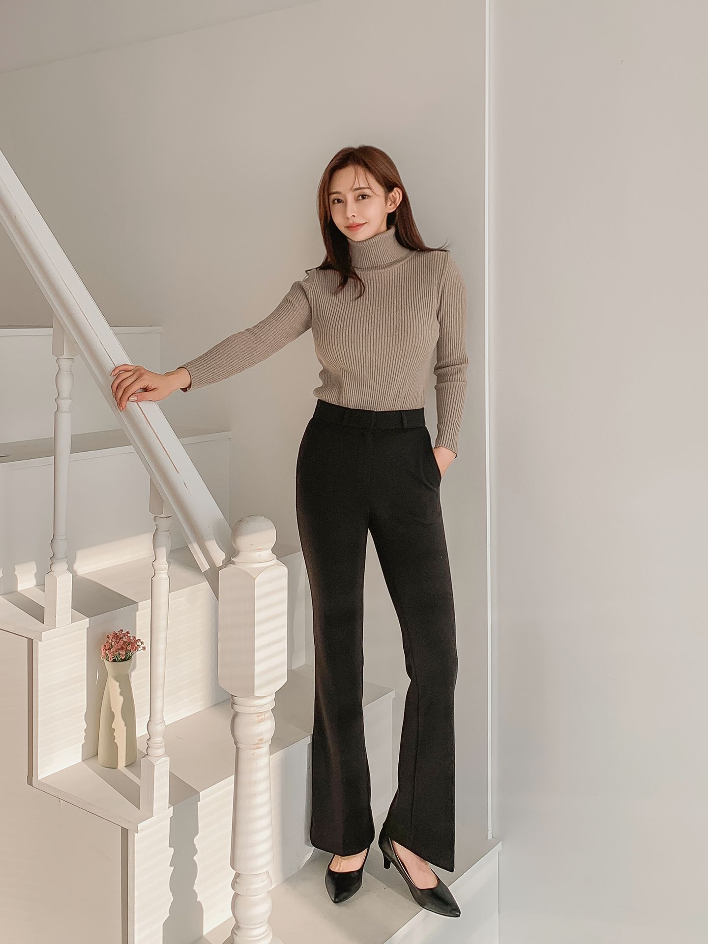 로라벨 큐델 기모바지 슬랙스 부츠컷 팬츠 여성 겨울 밴딩 세미 와이드 하이웨스트 하객룩 이미지 7