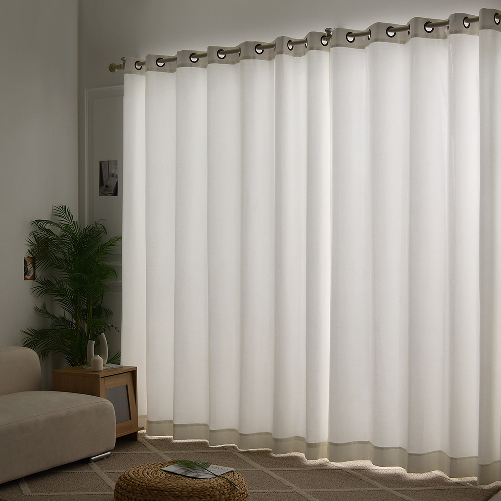 아라크네 아일렛형 린넨룩 화이트 암막커튼 엘리스 135x170 거실 안방