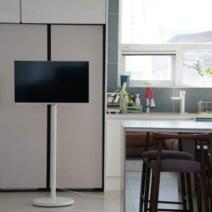 와이드무빙뷰 화이트에디션 삼탠바이미 셋트 QLED 81cm(32인치) F... 개봉기 | 실사용 후기 - 상품 이미지 2