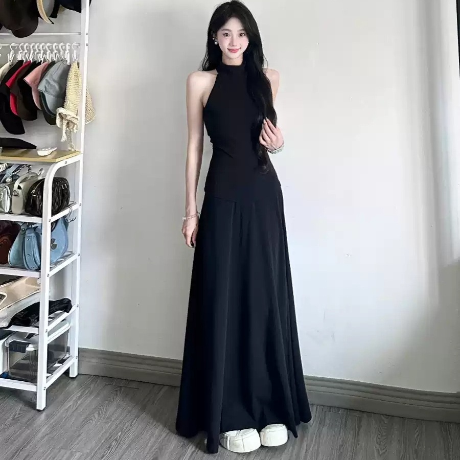 지금거신전화는 1화 채수빈 원피스 블랙 홍희주 우아한 홀터넥 의상 옷 패션 - 상품 이미지
