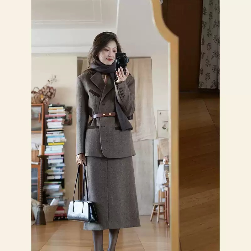 하니 투피스 정장 공항패션 모직 세련된 의상 옷 패션 - 상세 이미지 2