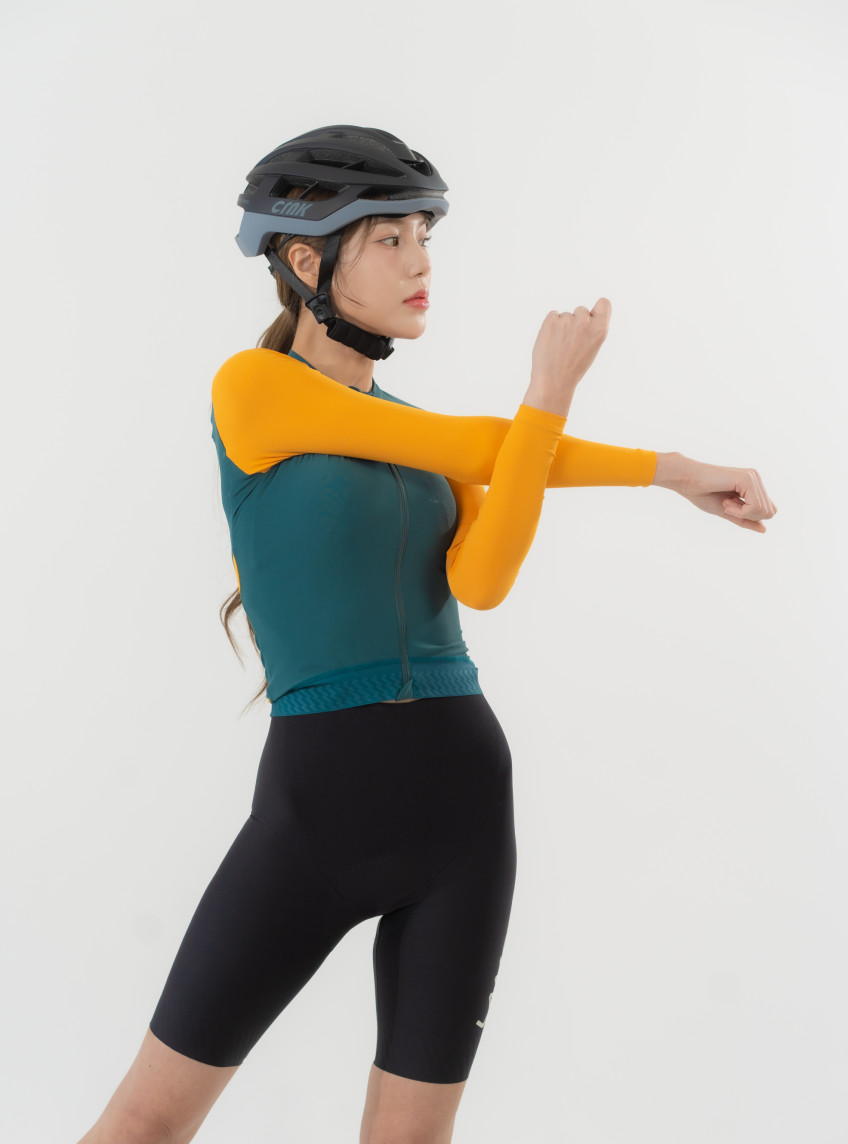 CRNK 크랭크 헬머 자전거헬멧 로드 어반 MTB 전기자전거 전동킥보드 헬멧 판매처 상세 정보 이미지 4